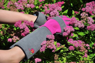 Women's Long-Sleeve Gardening Gloves